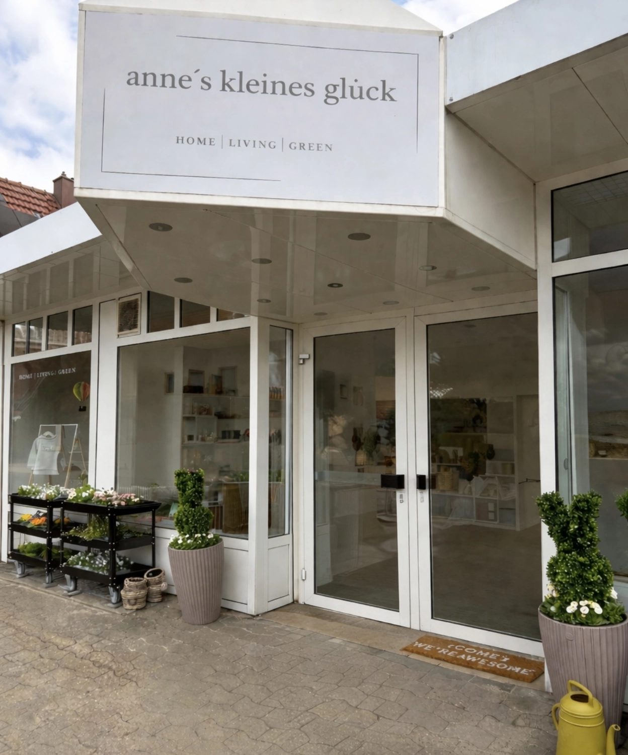 Annes kleines Glück – Einzelhandel im Kleingewerbe – Ladentür